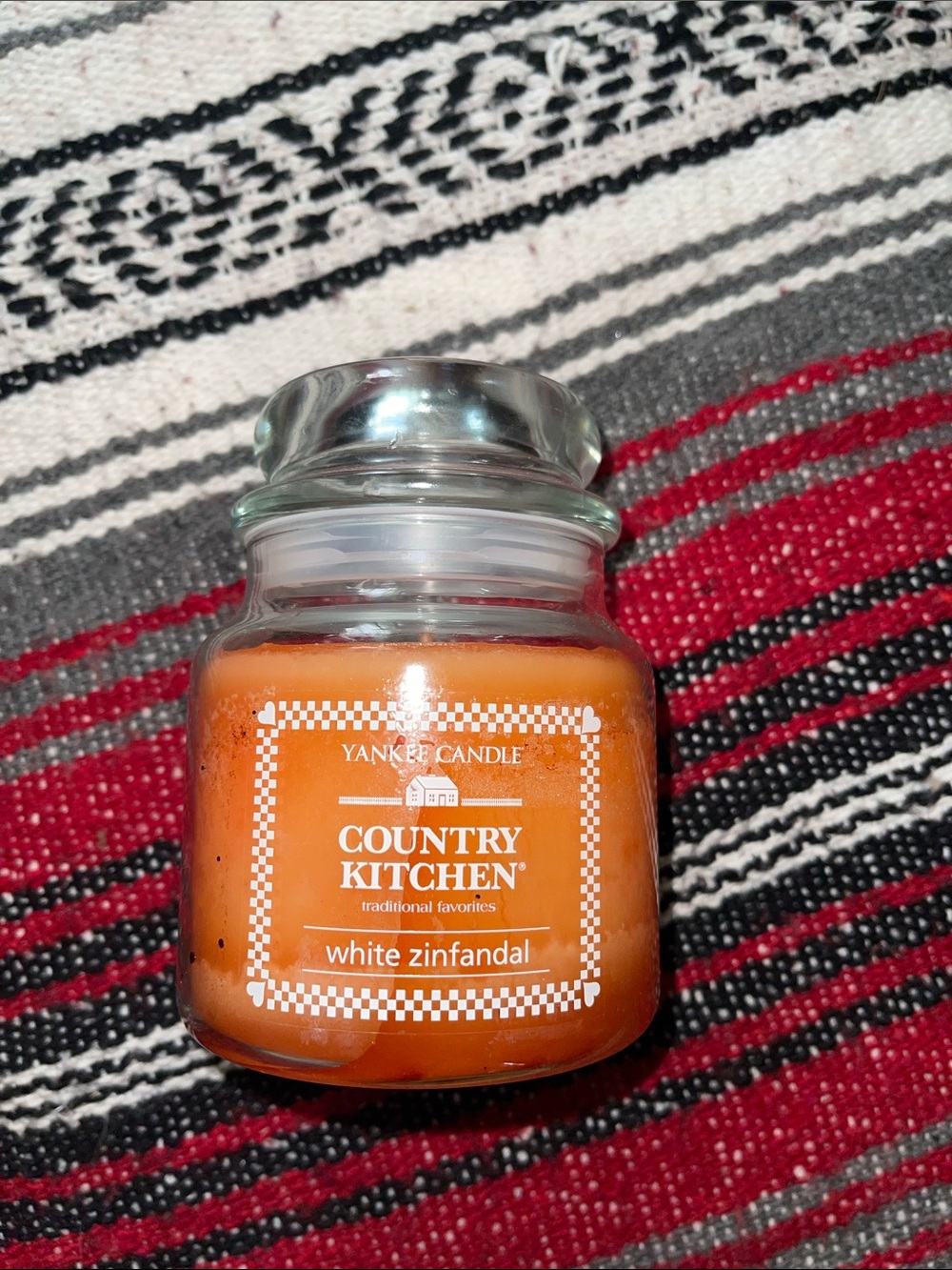 Yankee Candle Country Kitchen White Zinfandal Jar Candle - Orange